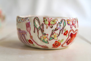 “White Kitty, Sleepy Train” Treasure Bowl