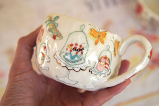 “Balloon & Turquoise Chaise” 7 oz Mug