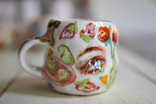 “Kitty with Pearl Earring” 14 oz Mug