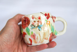 "Candy & White Kitty" 7 oz Teacup
