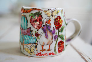 "Goose & Strawberry Face" 16 oz Mug