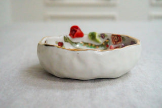 Kitty & Two Lipsticks Treasure Dish 4"
