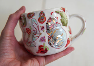 “Kitty & Two Balloons” 12 oz Mug