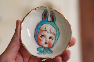 "Blue Bunny Bonnet" Treasure Dish 2.75"