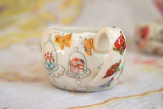 “Balloon & Turquoise Chaise” 7 oz Mug