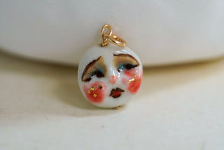 Moon Face Charm II 1.4 cm