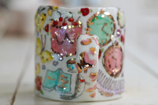 Goose & Strawberry Face Mug 20 oz