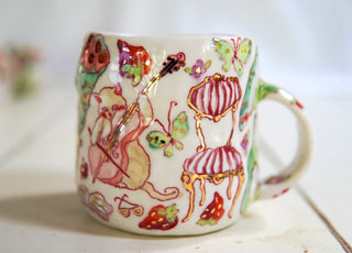 “Kitty with Cello” 16 oz Mug