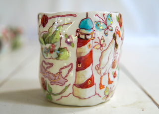 “Lady Goose with Purse” 18 oz Mug