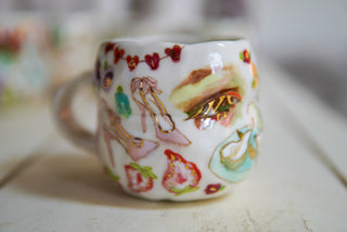 “Kitty with Pinot” 15 oz Mug