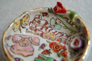 Kitty & Two Lipsticks Treasure Dish 4"