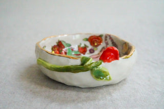 Kitty & Two Lipsticks Treasure Dish 4"