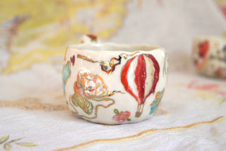 “Balloon & Turquoise Chaise” 7 oz Mug