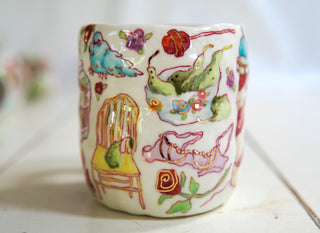 “Lady Goose with Purse” 18 oz Mug