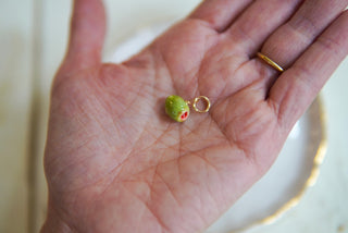 "Olive" 1.2 cm Charm