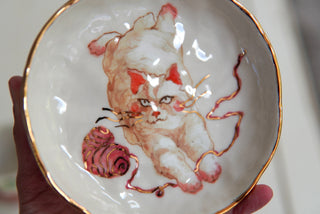 “Kitty with Her Yarn” 5.2" Treasure Dish