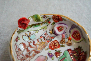 Kitty & Two Lipsticks Treasure Dish 4"