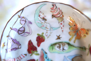 "Sleeping Moon Kitty" Treasure Bowl