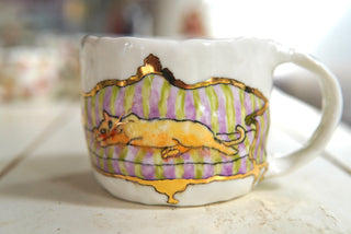 “Tabby on Purple Couch” 14 oz Large Mug