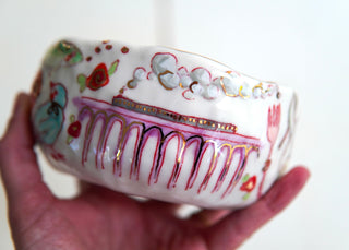 “White Kitty, Sleepy Train” Treasure Bowl