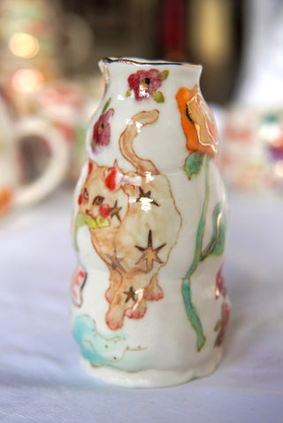 "Kitty & Her Green Fish" 7 oz Vase