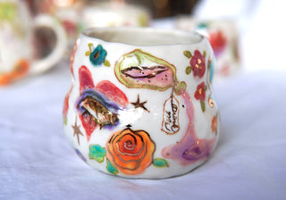 "Kitty on Blue Chair" 10 oz Mug