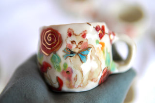 "Candy & White Kitty" 7 oz Teacup