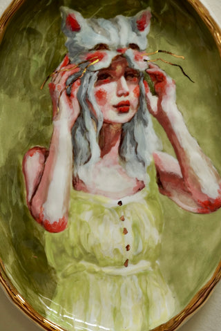 "Gazing" Porcelain Wall Painting 7.5"