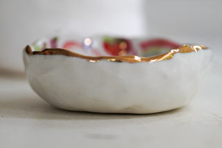 Floating Kitty Treasure Dish 3.8"
