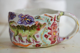 Alligator in Stilletos Mug 15 oz
