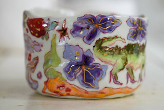 Alligator in Stilletos Mug 15 oz