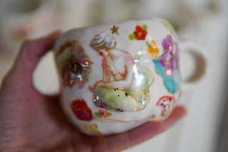 “Siren and Green Dresser” 11 oz Mug